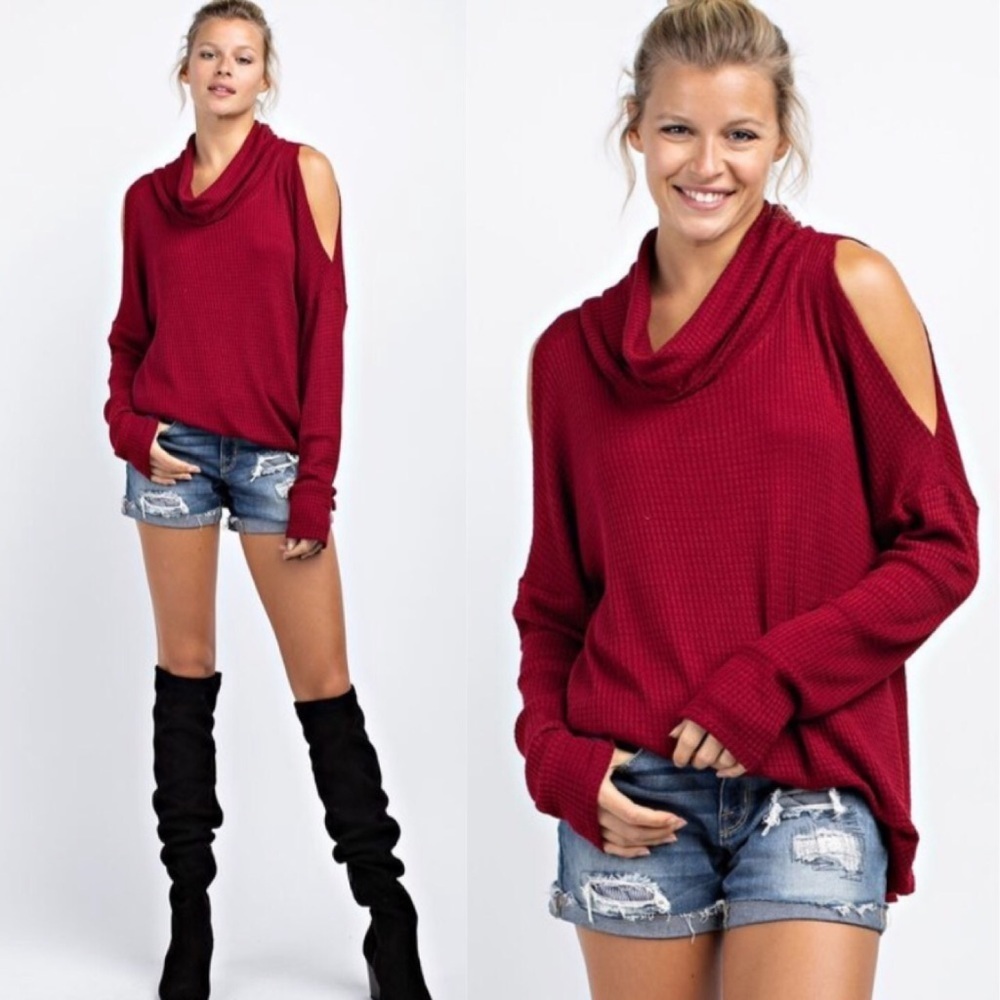 Cranberry waffle knit cold shoulder top